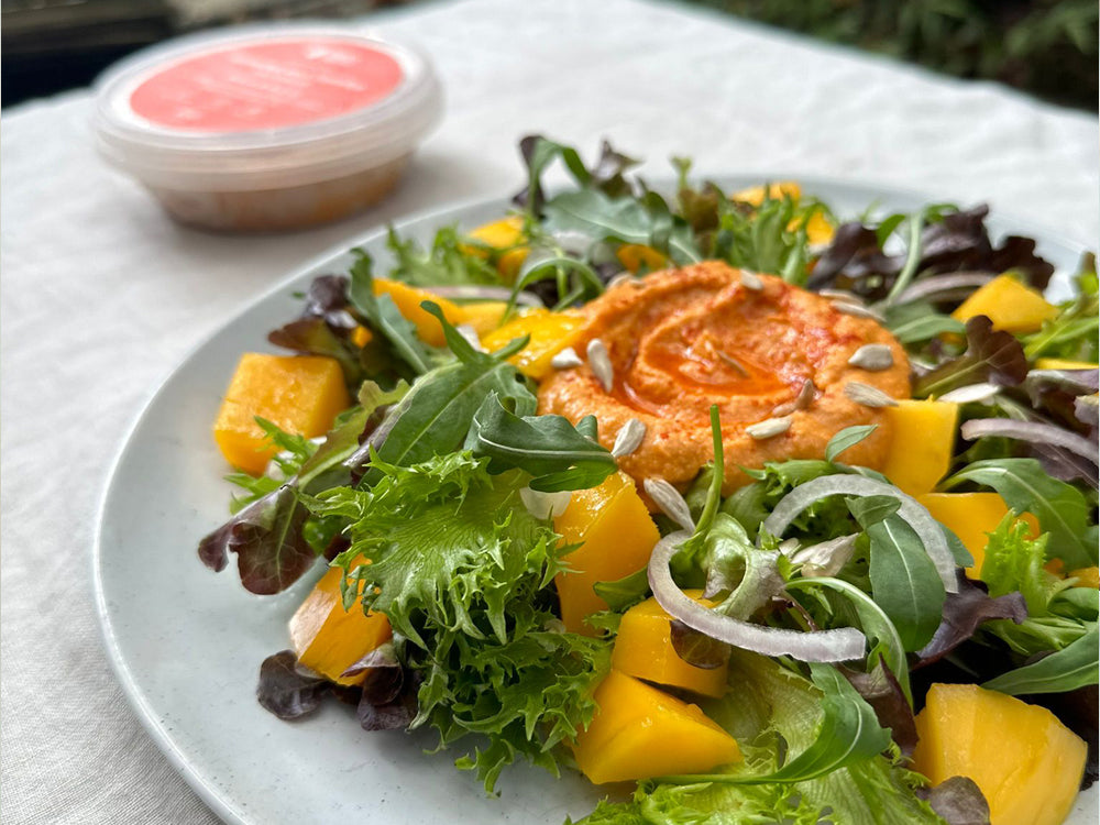 芒果沙拉與烤甜椒鷹嘴豆泥
